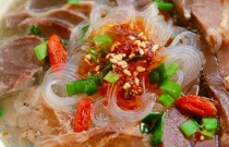 鴨血粉絲湯如何成創(chuàng)業(yè)？創(chuàng)新秘籍+實(shí)戰(zhàn)案例全