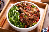 擂椒拌飯獨步餐飲江湖？揭秘品牌、服務、營銷全面發力秘訣！