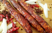 香腸創(chuàng)業(yè)有何秘訣？獨(dú)家配方+精準(zhǔn)營(yíng)銷，讓你的香腸成食客白月光？