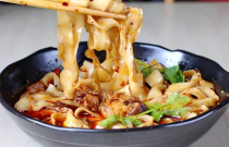 刀削面創業火爆來襲!如何脫穎而出?削面技巧與盈利秘籍!