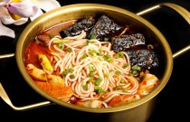 云南米線創業熱潮！傳統VS創新，誰能成食客心頭愛？速來探秘！