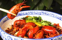 如何爆紅美食界？小龍蝦系列創業秘籍，打造夜宵王者的獨特之路！