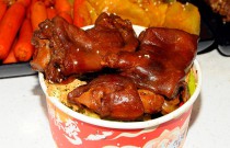 爆品秘制挑戰味蕾！現撈熱鹵創新潮，90后青年如何顛覆傳統美味？