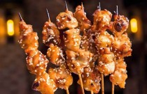 學(xué)什么小吃最賺錢(qián)最火？快速掌握熱門(mén)技術(shù)，搶占市場(chǎng)！