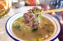 想學羊肉湯？了解學費詳情，低投入高回報，快速上手！