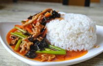 創(chuàng)業(yè)做什么好？學(xué)蓋澆飯，快速開(kāi)店無(wú)壓力！