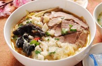 想學(xué)正宗的羊肉泡饃怎么做？ 一招教你獨(dú)門秘方，市場(chǎng)搶手！ 教你如何輕松創(chuàng)業(yè)翻身賺大錢！