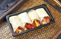 烤鴨卷餅是哪里的特產？一口咬下去的美味