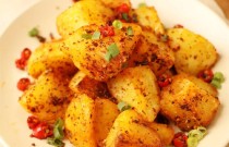 鍋巴土豆擺攤做法：從選材到制作，輕松掌握核心技術，開啟財富之路！