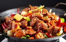 新手開干鍋雞店避坑指南！技術培訓如何選擇？3個關鍵讓你少走彎路！