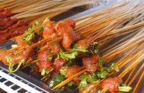 想擺攤賣一元串串？全套教程教你輕松上手，月賺過萬不是夢！