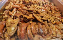 去什么地方學(xué)鹵鴨貨？揭秘2025年最全鹵鴨貨培訓(xùn)攻略，助你創(chuàng)業(yè)無(wú)憂(yōu)！