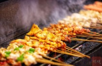 路邊燒烤攤投資多少錢?新手擺攤前必看的干貨攻略!