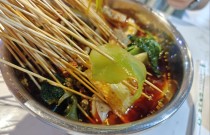 路邊攤小吃培訓學費揭秘：投資多少能回本？避坑指南少花冤枉錢！