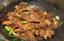 地鍋雞的利潤(rùn)是多少？親身摸索后告訴你真實(shí)數(shù)字和賺錢(qián)秘訣