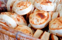 馬蹄燒餅是哪里的特產?口感酥脆層次豐富,竟然藏著地方美食故事!