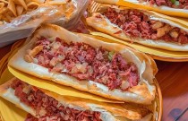 開驢肉火燒店掙錢嗎？河間風(fēng)味受歡迎，經(jīng)營細(xì)節(jié)才是關(guān)鍵！