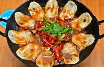 小地鍋南北口味怎么調整？掌握這些技巧，一鍋地鍋菜征服不同食客！