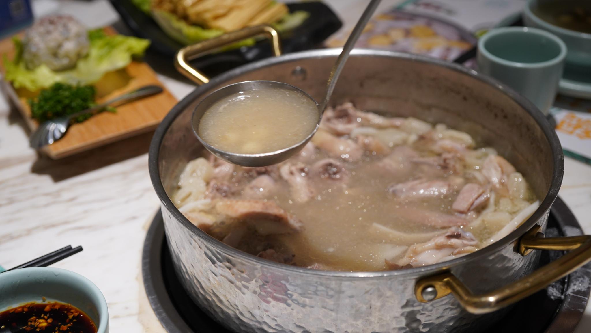 椰子雞火鍋涮什么菜好吃？打造你的專屬美味清單