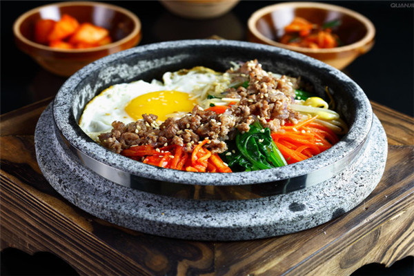 想加盟石鍋拌飯？加盟石鍋拌飯需要多少錢？石鍋拌飯加盟費用大揭秘!