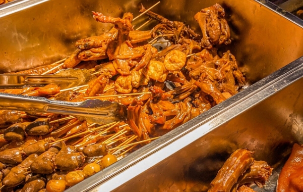 想學熱鹵串串配方？哪里學熱鹵串串配方最正宗？學正宗的熱鹵串串技術！ 