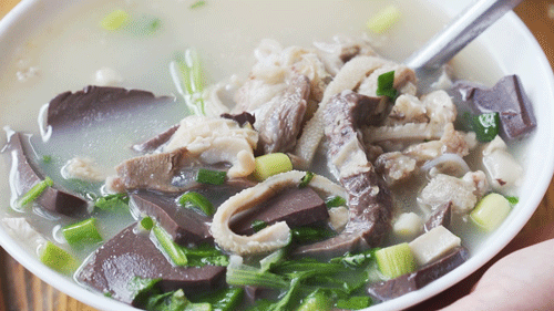 想開羊肉湯店?羊肉湯怎么做才正宗?學(xué)會核心技術(shù)很關(guān)鍵