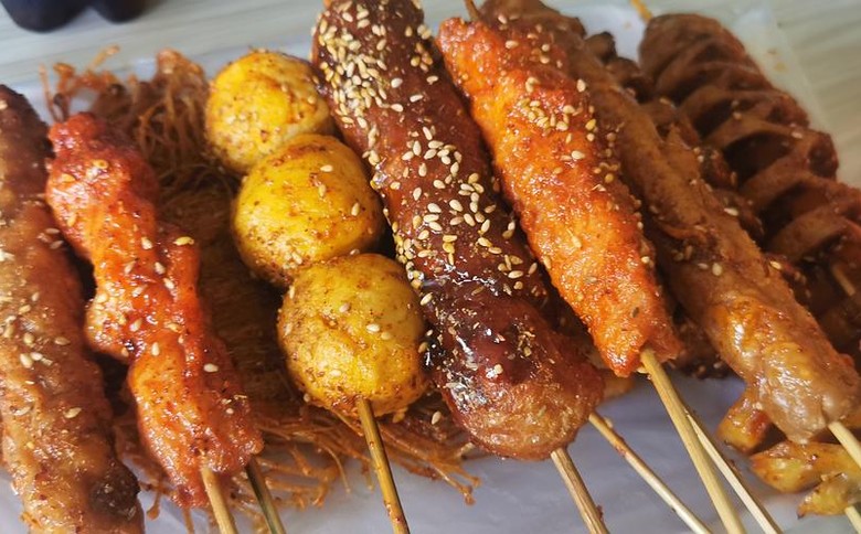 做炸串夾饃能賺錢嗎？想做炸串夾饃生意？這些利潤分析你一定要知道！