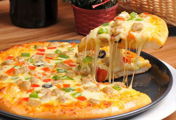 10元一個披薩能掙多少錢？揭秘背后的利潤空間！