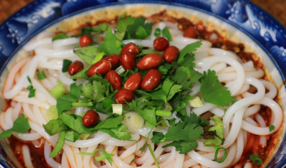 學米線一般學費是多少？揭秘不同培訓費用的真相