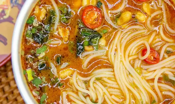 學米線一般學費是多少？揭秘不同培訓費用的真相