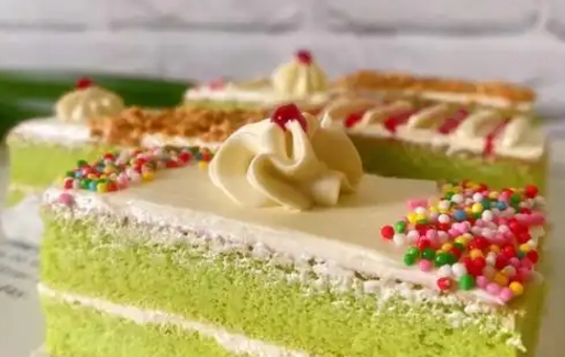 想學做蛋糕?來這里找到最實用的學習途徑