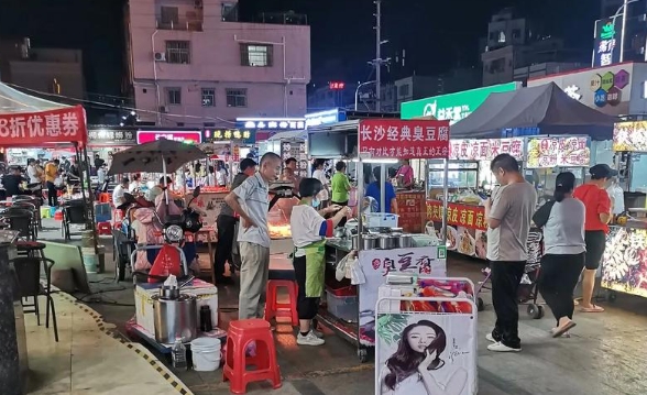 新手擺攤必看！哪些地攤小吃最適合你？