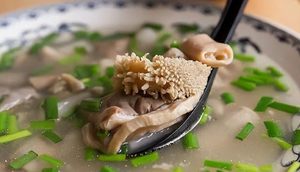 學(xué)做牛雜粉絲湯，掌握這幾個(gè)關(guān)鍵，開(kāi)店也能賺錢(qián)！