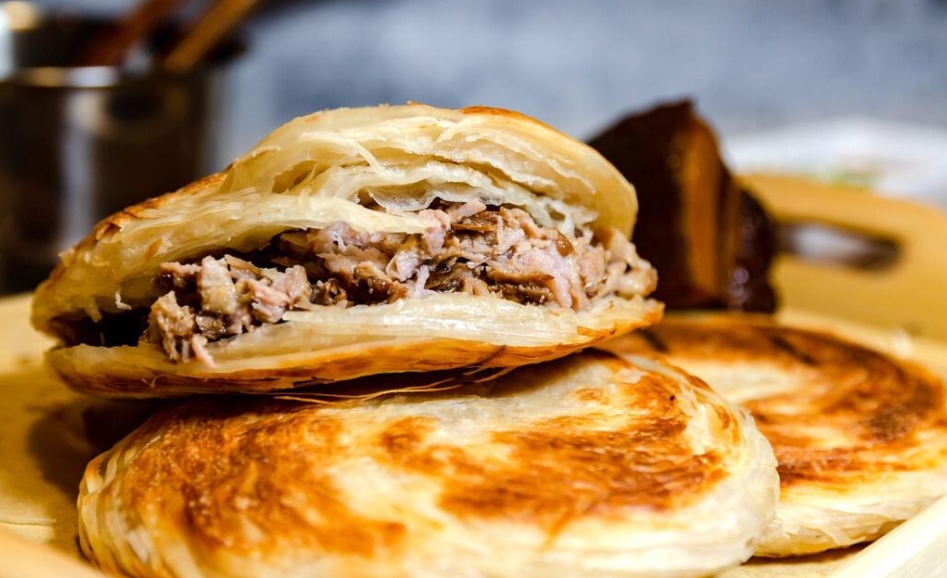 西安肉夾饃正宗做法大揭秘!如何在家也能做出地道口味?