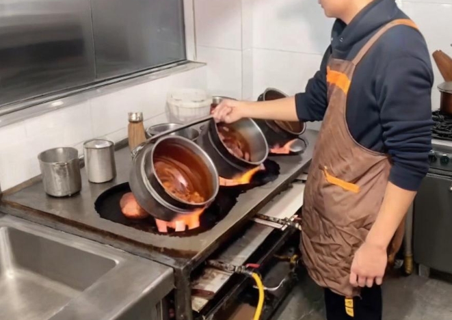 搖滾炒雞加盟費(fèi)多少錢？了解成本，才知道它是否適合你！