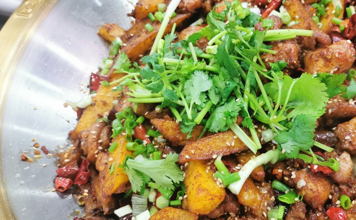 哪里可以學干鍋雞？學會這幾招，成功不再難！