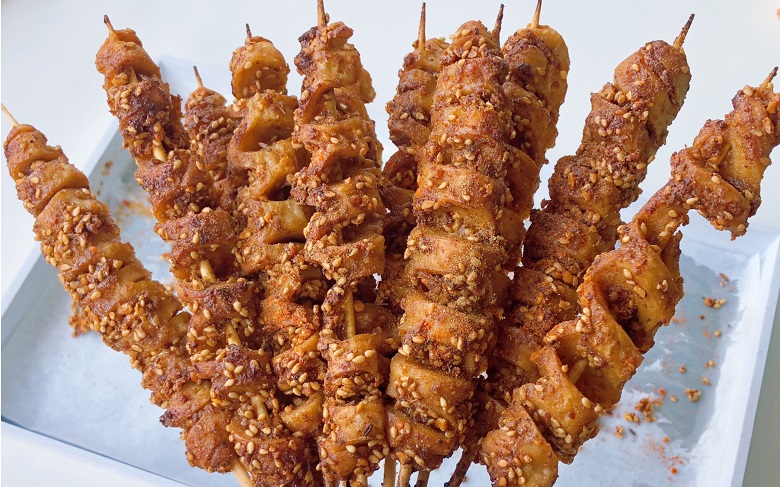 烤面筋做法獨家揭秘，輕松掌握核心技術(shù)，迅速吸引食客。