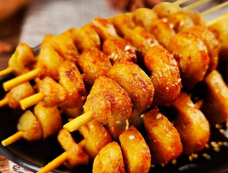 烤面筋做法獨家揭秘，輕松掌握核心技術(shù)，迅速吸引食客。