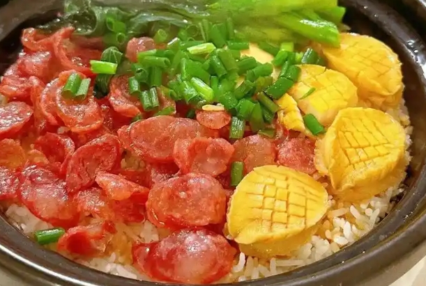 掌握廣東煲仔飯做法，提升餐飲競(jìng)爭(zhēng)力，快速實(shí)現(xiàn)創(chuàng)業(yè)夢(mèng)想。