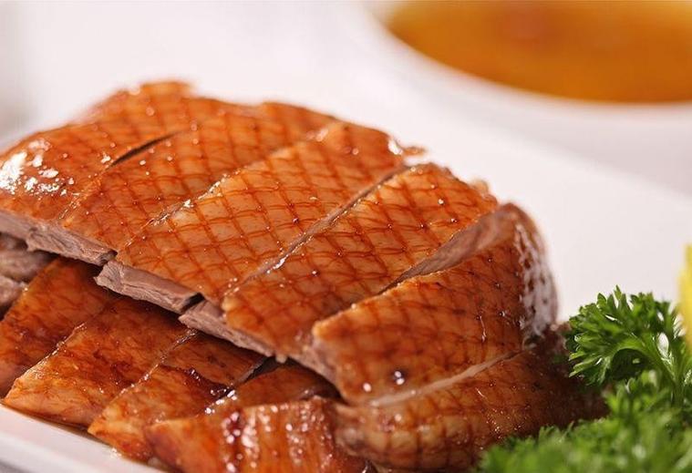 學(xué)會(huì)北京烤鴨技術(shù)，擺脫高額加盟費(fèi)，實(shí)現(xiàn)餐飲夢想