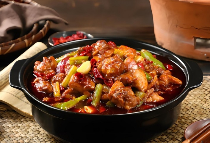 掌握雞公煲核心技術，精煉烹飪技巧，開創美味新天地