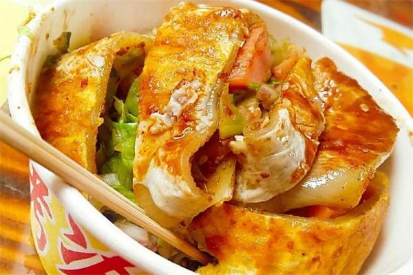 學習烤冷面，掌握正宗技藝，開啟美食創業之路！