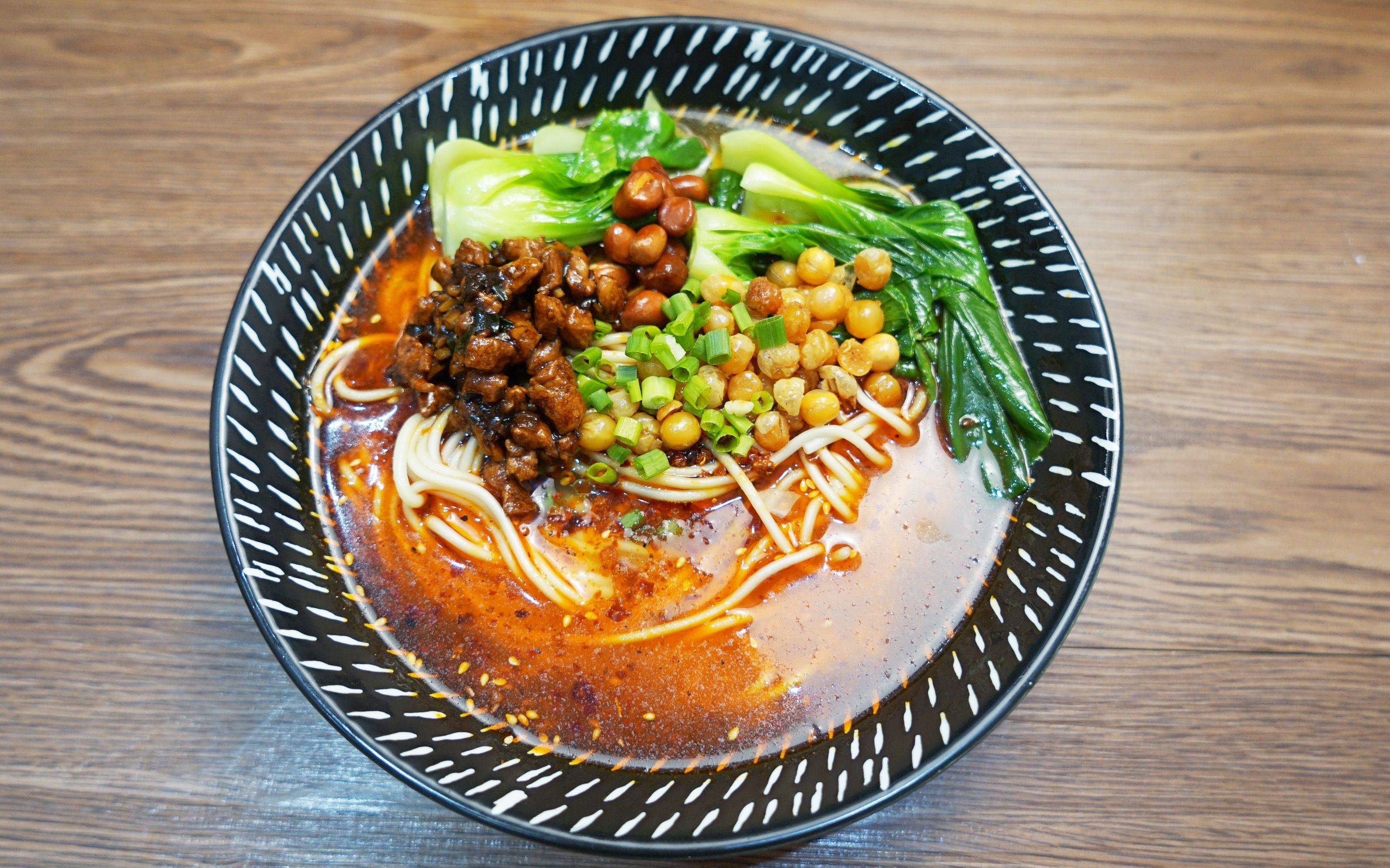 加盟重慶小面價錢解析，助您輕松創(chuàng)業(yè)！