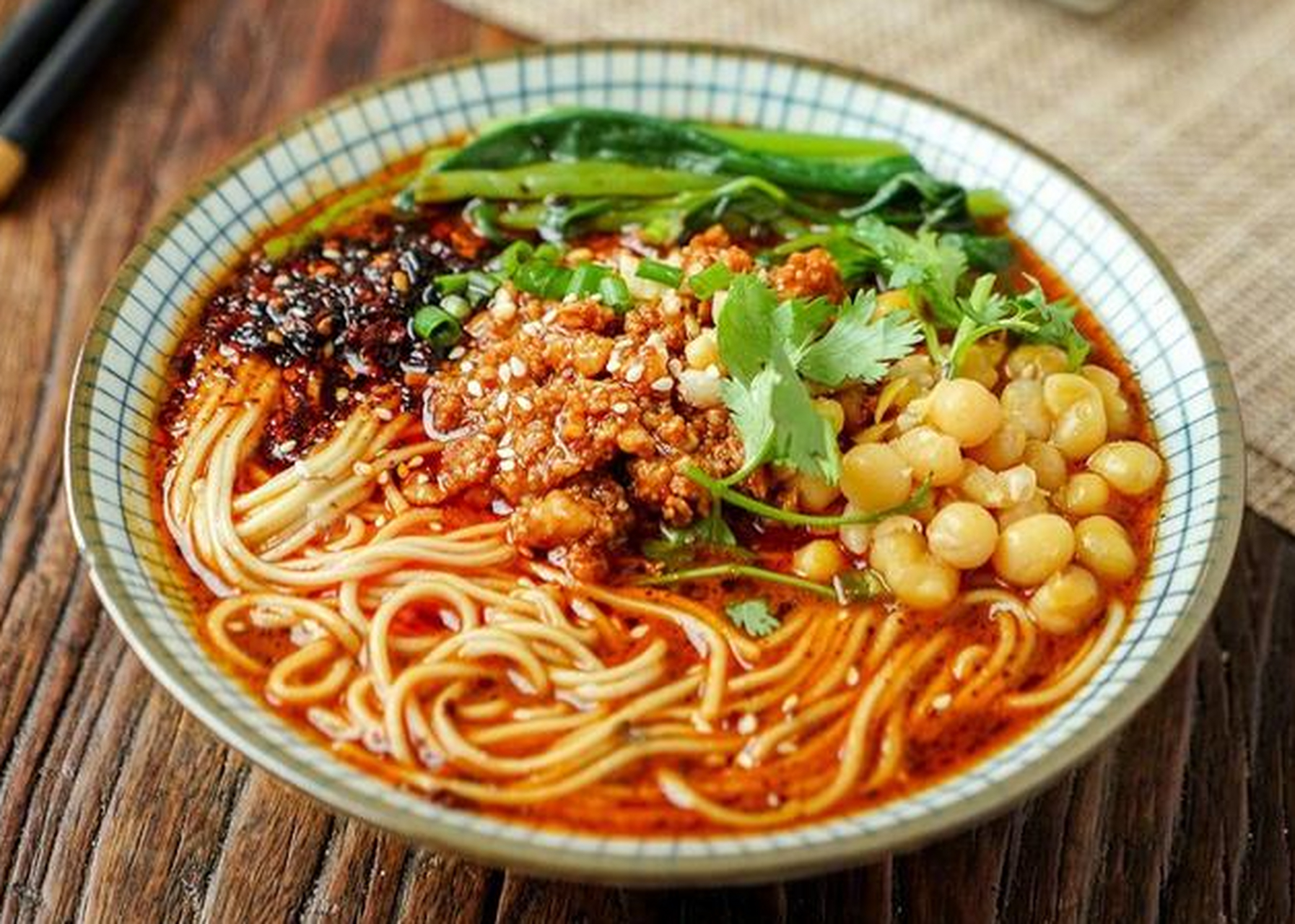 加盟重慶小面價錢解析，助您輕松創(chuàng)業(yè)！