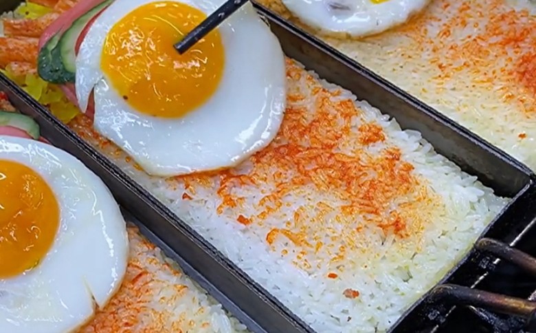 鍋巴飯?jiān)趺醋龊贸裕空莆占记桑龀雒牢恫妥兰哑罚? title=