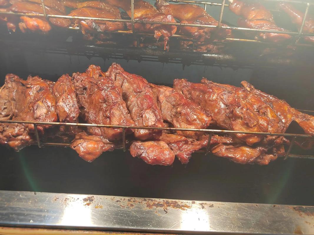 路邊攤賣小吃也能月入過萬？回本快，收入翻倍！