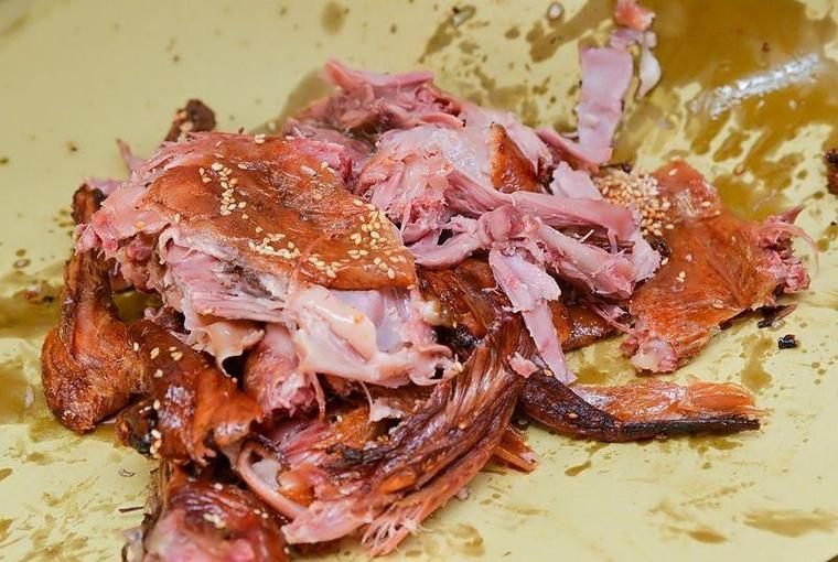 探尋正宗手撕鴨的秘密,味道里藏著品牌的傳承