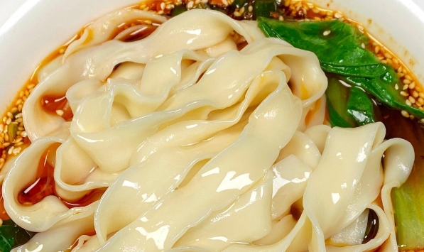 想學板面去哪里學比較好？學會這門手藝，輕松開店月入上萬！