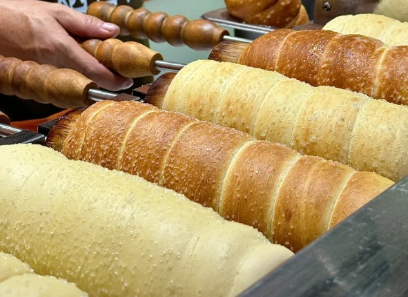 學習煙筒面包制作教程，專業(yè)技術助你開創(chuàng)美食事業(yè)