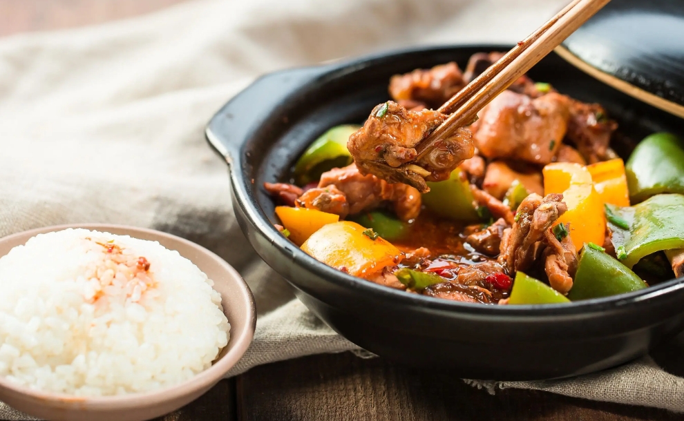 想學(xué)砂鍋菜的各種做法?從傳統(tǒng)到創(chuàng)意,輕松學(xué)會(huì)